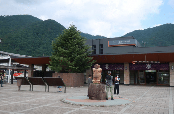 廃ホテル 鬼怒川温泉駅